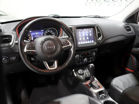 Used 2020 Jeep Compass Trailhawk w/ Cold Weather Group AWD/4WD image 42