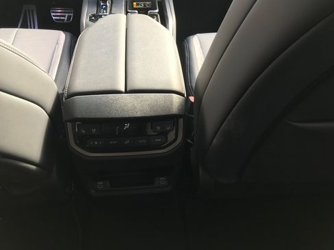 Used 2026 Lexus TX 500h AWD w/ Technology Package image 16