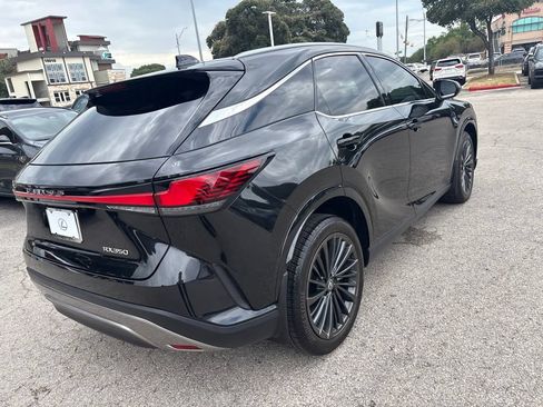 Used 2024 Lexus RX 350 Premium w/ Convenience Package FWD image 5