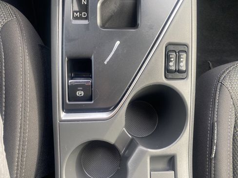 Used 2024 Subaru Crosstrek 2.0i Premium image 17