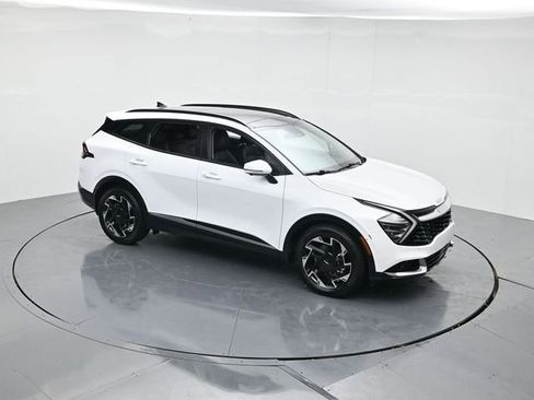 Used 2025 Kia Sportage SX image 42