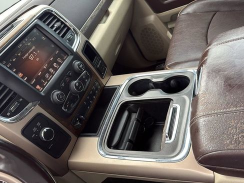 Used 2016 RAM 2500 Longhorn w/ Convenience Group image 18