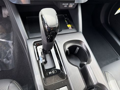 New 2026 Subaru Outback Limited AWD/4WD image 26
