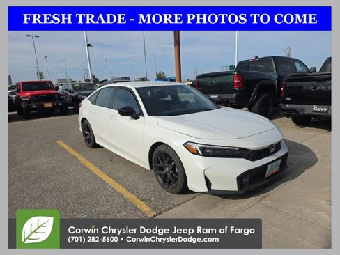 Used 2025 Honda Civic Sport image 1