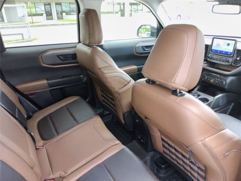 Certified 2022 Ford Bronco Sport Badlands w/ Premium Package AWD/4WD image 28