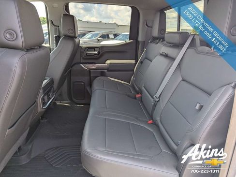 Used 2022 Chevrolet Silverado 1500 LTZ AWD/4WD image 14