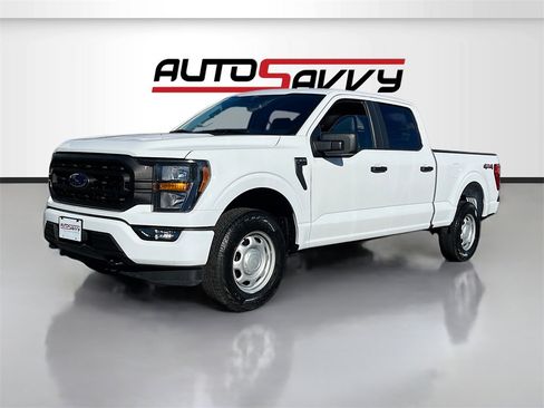 Used 2023 Ford F150 XL w/ Trailer Tow Package image 3