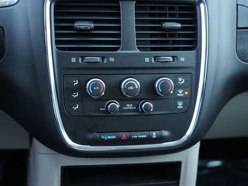 Used 2017 Dodge Grand Caravan SE w/ Power Window Group image 23