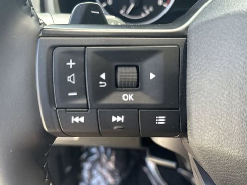 Used 2026 Nissan Rogue SV FWD image 22