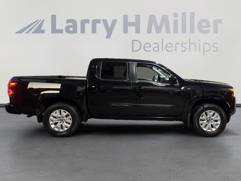 Used 2022 Nissan Frontier SV image 6