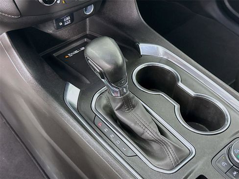 Used 2023 Chevrolet Traverse Premier w/ Redline Edition image 18