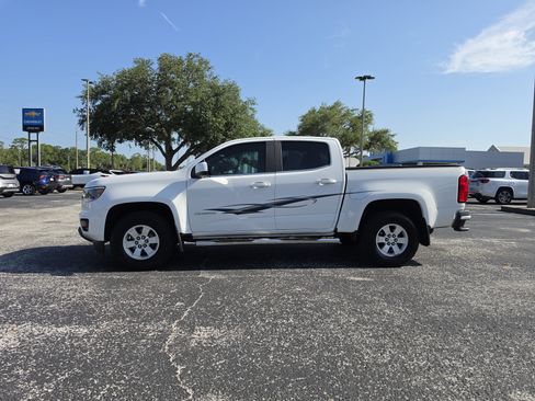 Used 2020 Chevrolet Colorado W/T w/ WT Convenience Package RWD image 9