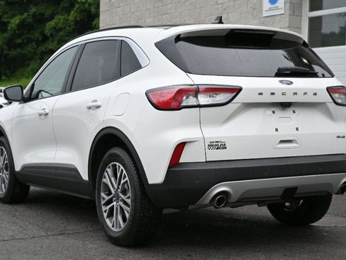 Used 2021 Ford Escape SEL w/ Class II Trailer Tow Package AWD/4WD image 5