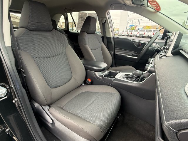 Certified 2025 Toyota RAV4 LE AWD/4WD image 10