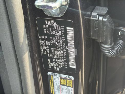 New 2026 Kia Sorento S w/ S Panoramic Sunroof Package AWD/4WD image 39