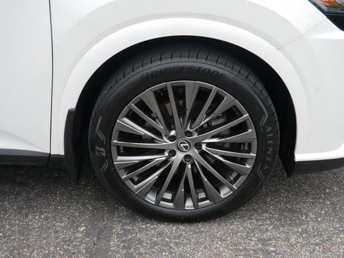Certified 2024 Lexus RX 350 AWD w/ Convenience Package image 8