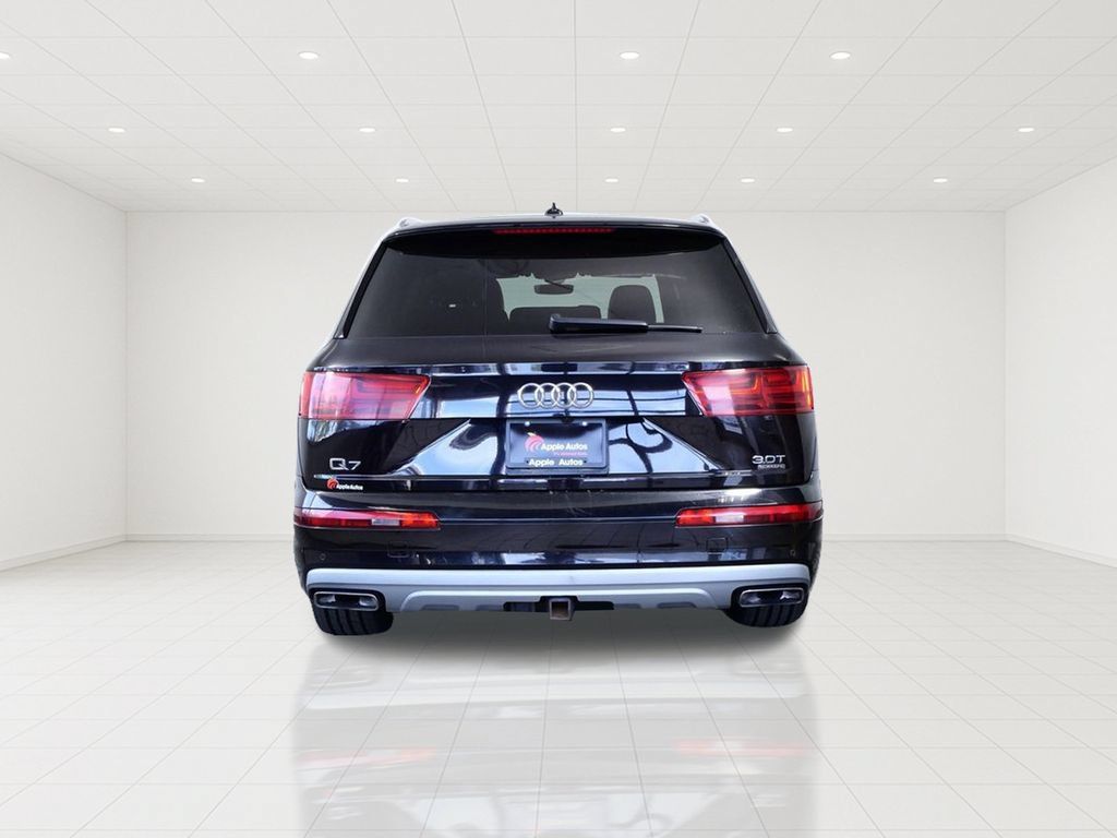 Used 2018 Audi Q7 3.0T Premium Plus w/ Premium Plus Package AWD/4WD image 5