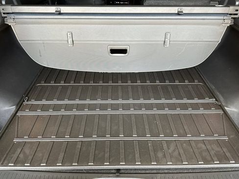 Certified 2025 Nissan Murano SV w/ Cargo Package AWD/4WD image 15