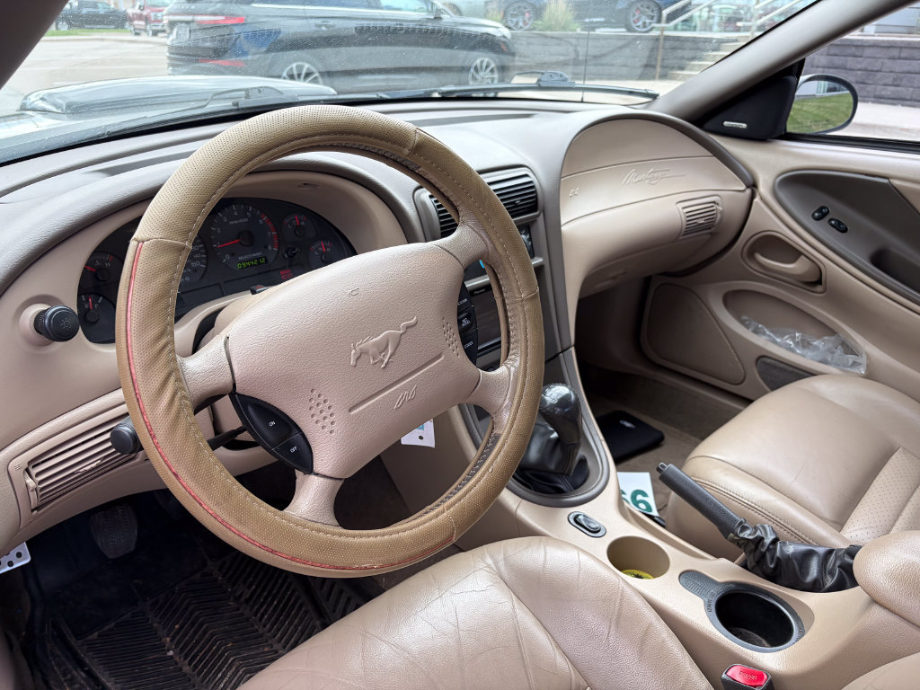 Used 2004 Ford Mustang GT RWD image 9
