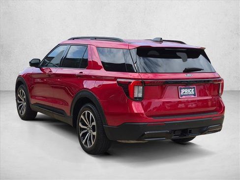 Certified 2025 Ford Explorer ST-Line w/ Premium Package RWD image 8