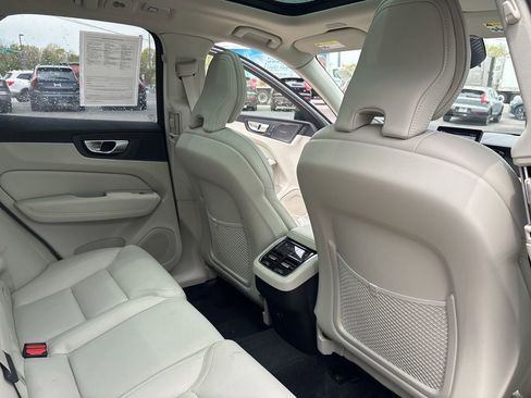 Certified 2026 Volvo XC60 B5 Ultra w/ Protection Package Premier AWD/4WD image 36