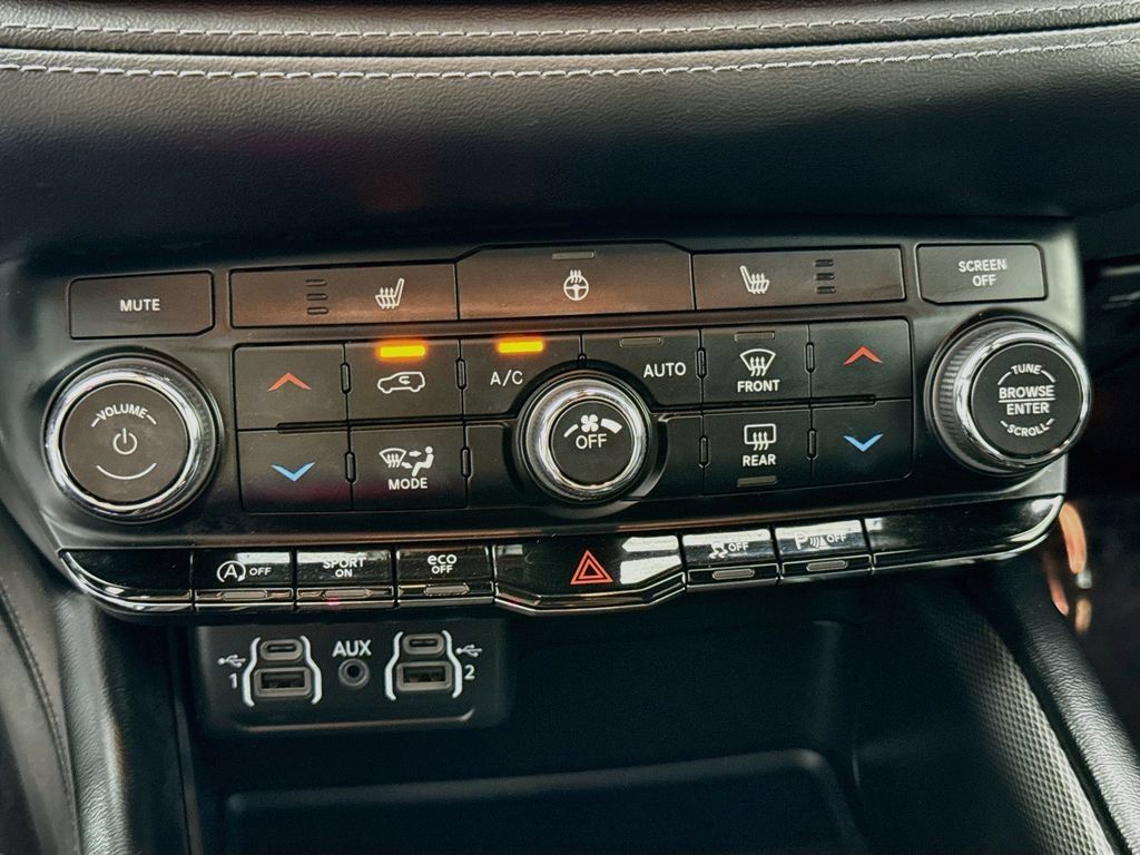 Used 2021 Dodge Durango GT AWD/4WD image 16