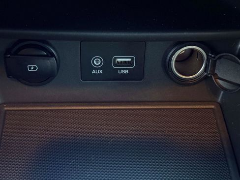 Used 2021 Hyundai Kona SE w/ Cargo Package image 30