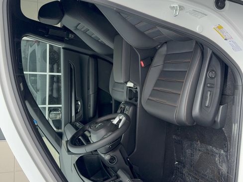 Used 2026 Honda CR-V Sport-L image 10