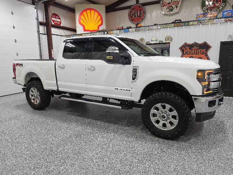 Used 2017 Ford F250 Lariat w/ Chrome Package AWD/4WD image 3