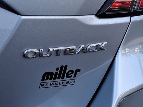 Used 2020 Subaru Outback Limited image 31