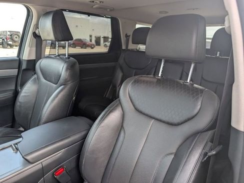 Used 2022 Hyundai Palisade SEL w/ 8P Bench Seat Package AWD/4WD image 10