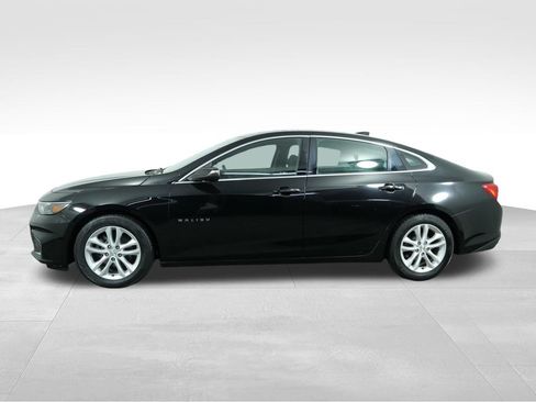 Used 2016 Chevrolet Malibu LT w/ Driver Confidence Package FWD image 6