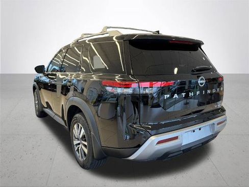 Certified 2024 Nissan Pathfinder SL w/ Cargo Package AWD/4WD image 11