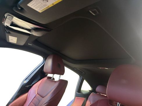 Used 2022 BMW i4 eDrive40 w/ M Sport Package RWD image 17
