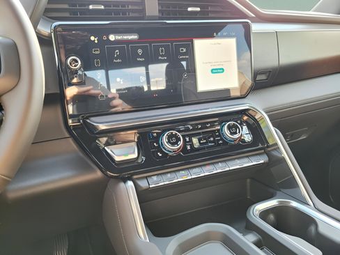 New 2026 GMC Sierra 3500 Denali w/ Denali Reserve Package image 19