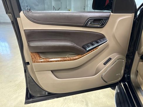 Used 2015 Chevrolet Tahoe LTZ RWD image 30