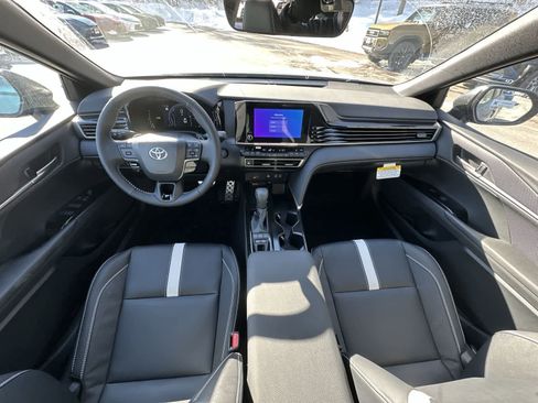 New 2026 Toyota Camry SE image 32