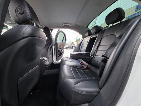Used 2015 Mercedes-Benz C 300 4MATIC Sedan image 15