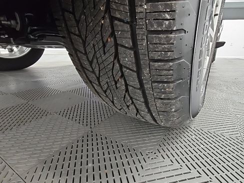 New 2025 GMC Yukon XL Denali w/ Sun & Power Step Package image 51