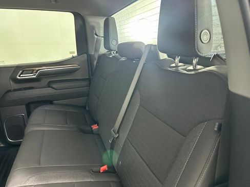 Used 2024 Chevrolet Silverado 1500 LT AWD/4WD image 25