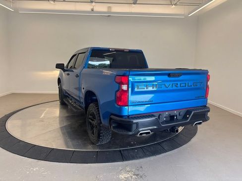 Used 2022 Chevrolet Silverado 1500 Custom Trail Boss w/ LPO, Dark Essentials Package AWD/4WD image 5
