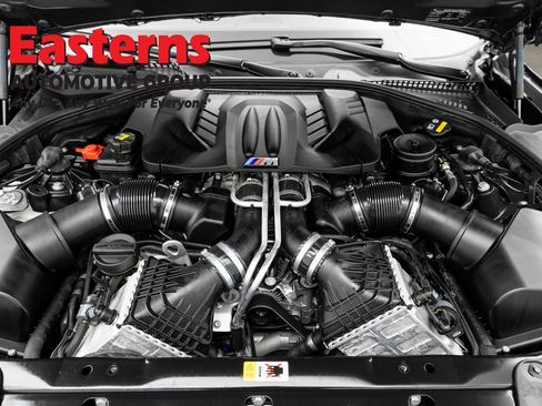 Used 2015 BMW M5 image 8