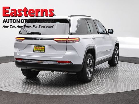 Used 2024 Jeep Grand Cherokee Limited 4xe AWD/4WD image 5