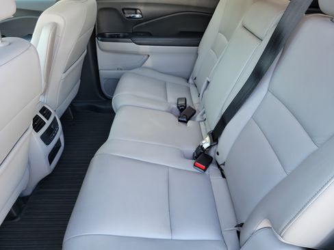 Used 2016 Honda Pilot EX-L image 12