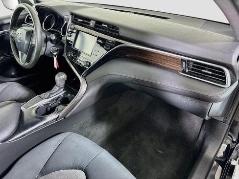 Used 2018 Toyota Camry LE w/ Protection Package (Q2) FWD image 29