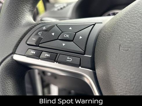 Certified 2024 Nissan Sentra SV FWD image 10