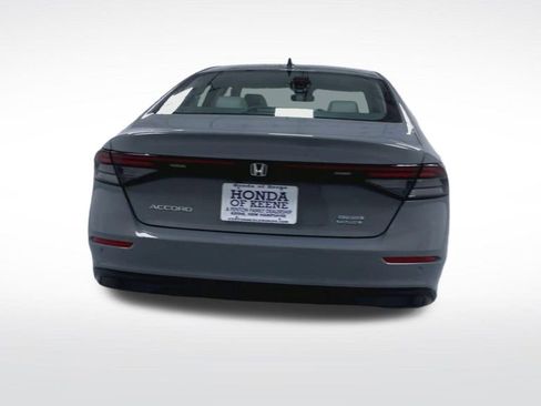 New 2026 Honda Accord Touring image 7