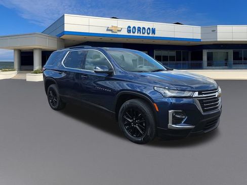 Used 2023 Chevrolet Traverse LT FWD image 8
