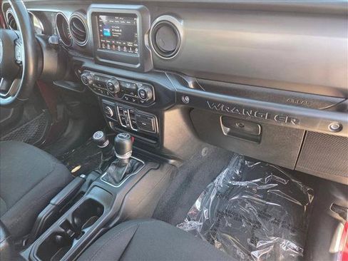 Used 2021 Jeep Wrangler Unlimited Sport AWD/4WD image 21