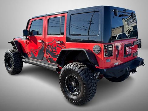 Used 2013 Jeep Wrangler Unlimited Sport image 4